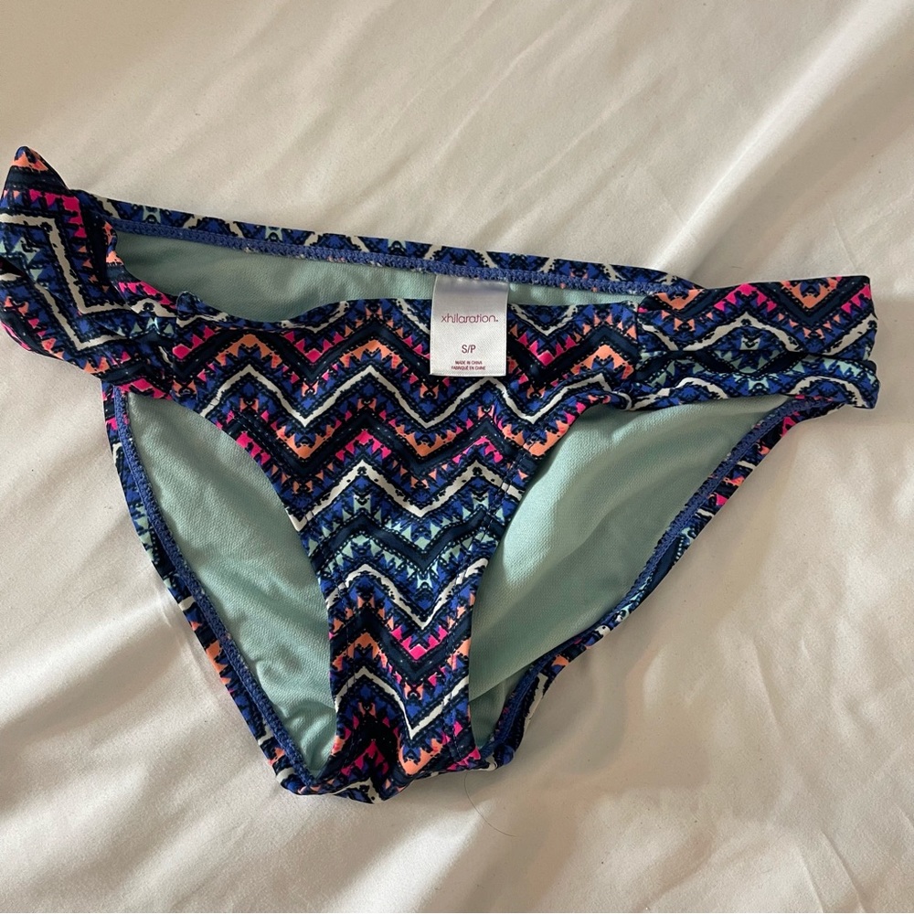 Bikini Bundle - Picture 8 of 9